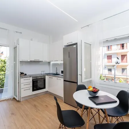 Agias Sofias Svolou Center 2 Appartement Thessaloniki Buitenkant foto