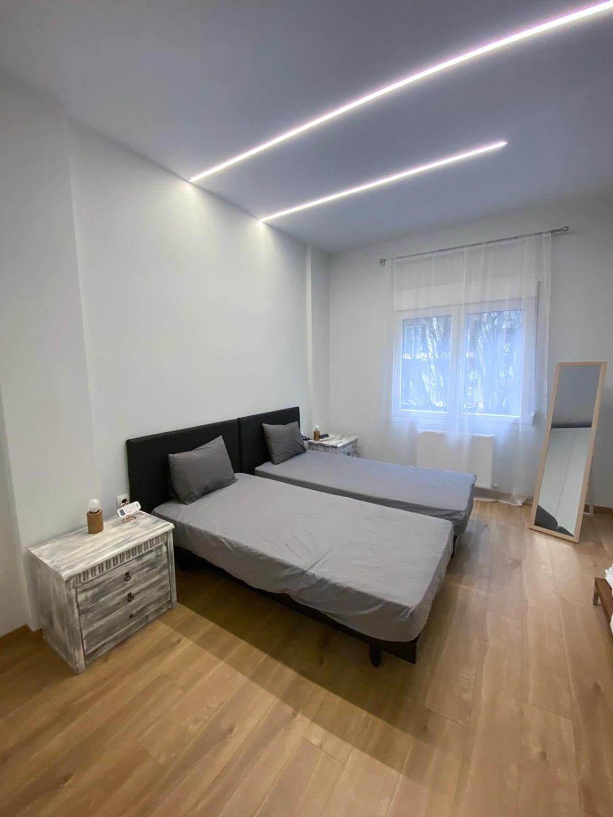 Agias Sofias Svolou Center 2 Apartment *