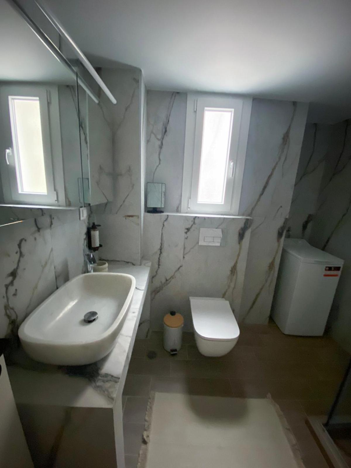 Apartment Agias Sofias Svolou Center 2